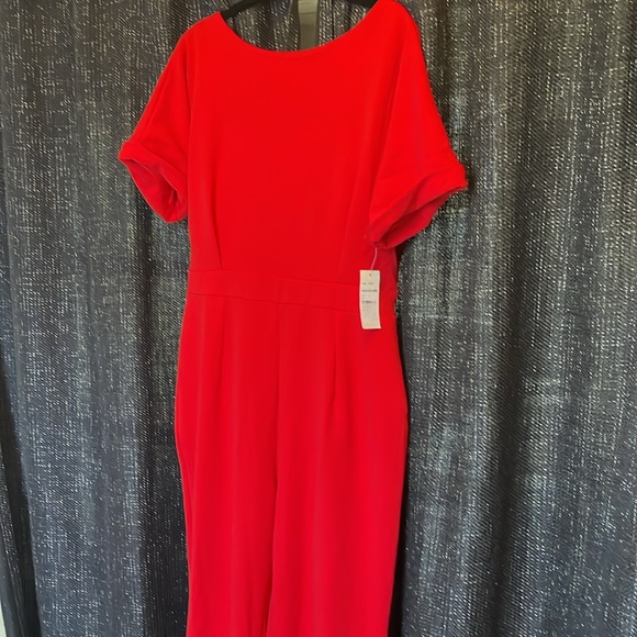 Beautiful Red jumpsuit from Nordstrom size M - Picture 3 of 9